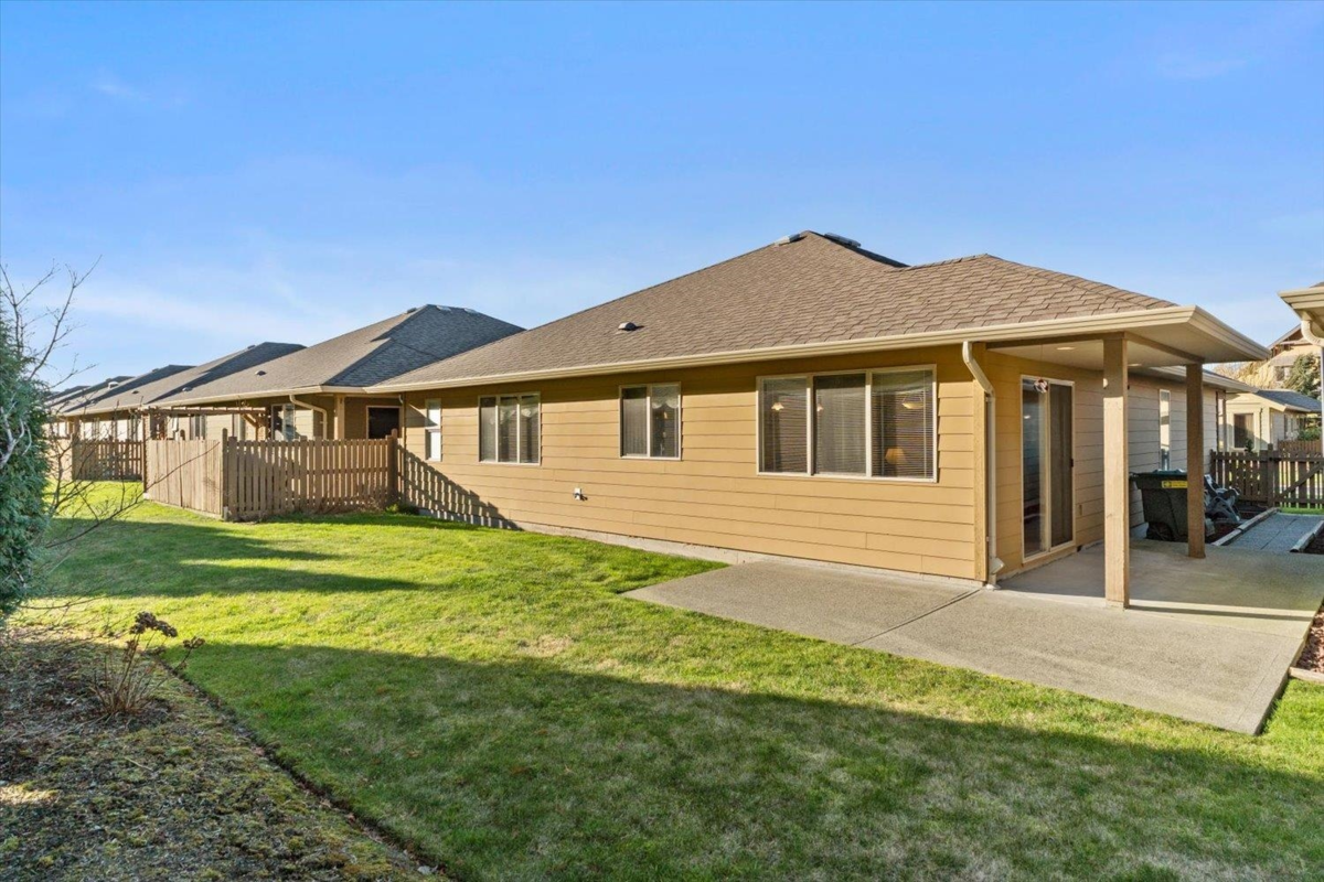 Outdoor Patio Photo of 170 46000 Thomas Road, Chilliwack, BC