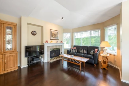 Bedroom 3 Photo of 7 6488 168 Street, Surrey, BC