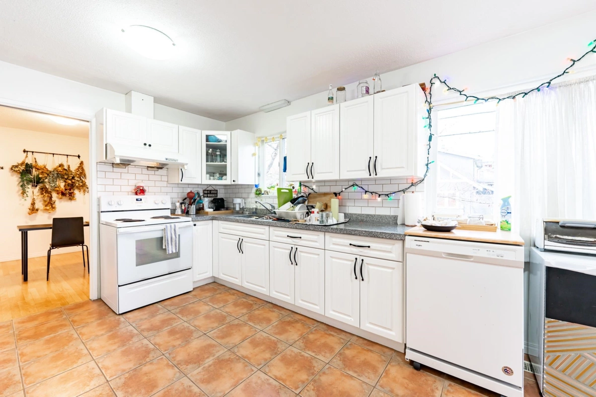 Walk-In Closet Photo of 3488 Highbury Street, Vancouver, BC