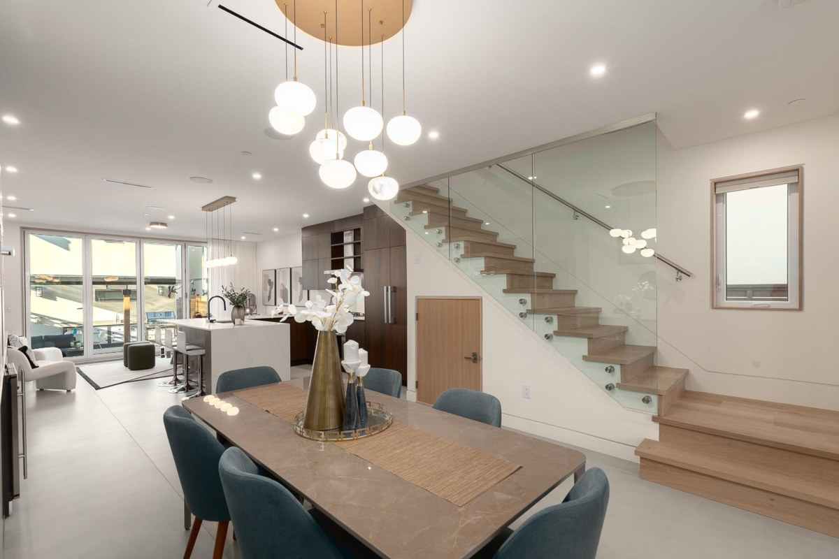 Breakfast Nook Photo of 4717 Lanark Street, Vancouver, BC