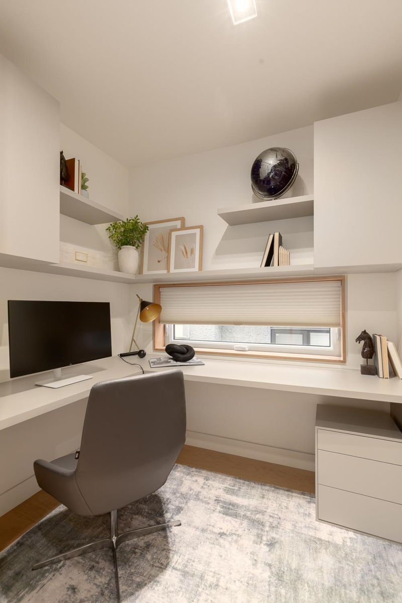 Entry Foyer Photo of 4717 Lanark Street, Vancouver, BC