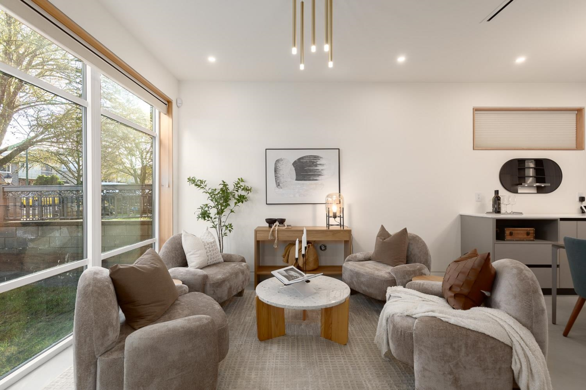 Family Room Photo of 4717 Lanark Street, Vancouver, BC