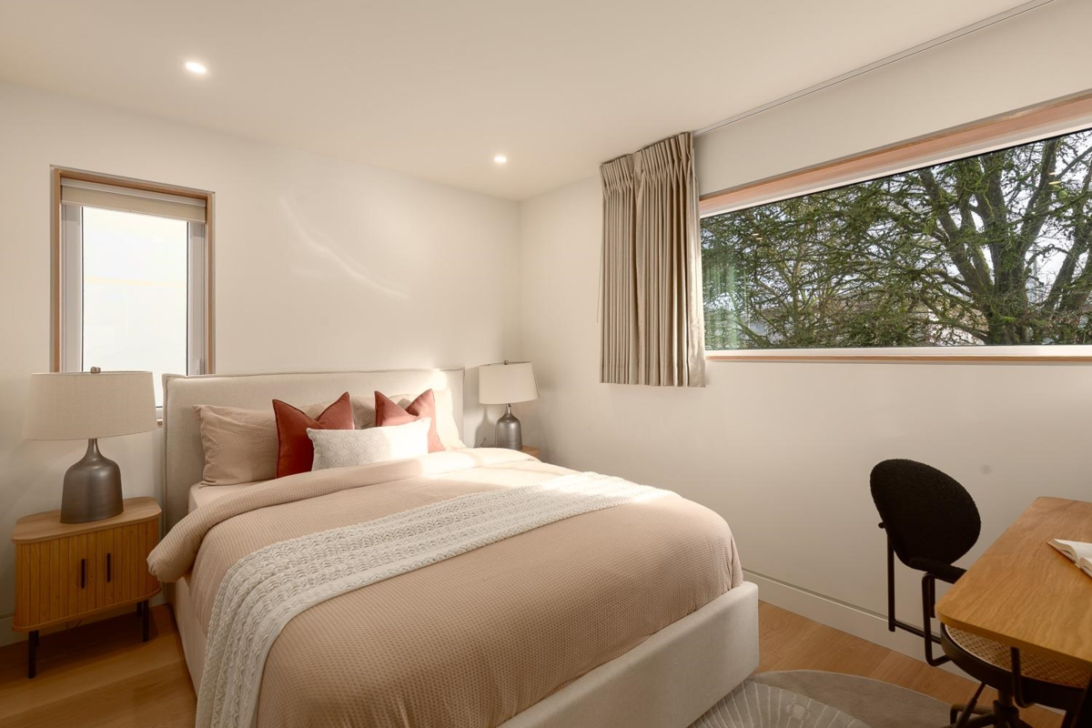 Powder Room Photo of 4717 Lanark Street, Vancouver, BC