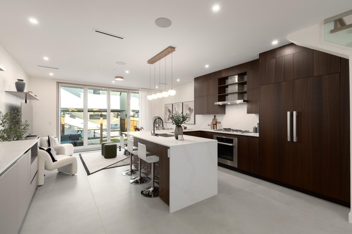 Primary Bathroom Photo of 4717 Lanark Street, Vancouver, BC