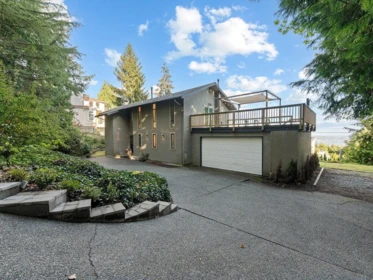 1040 Crestline Road, West Vancouver, BC, West Vancouver — Single Family Residence for sale