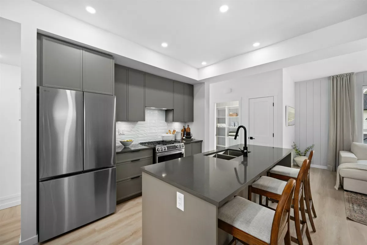 Breakfast Nook Photo of 81 24951 112 Avenue, Maple Ridge, BC