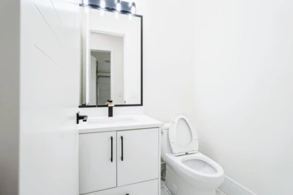 Guest Bathroom Photo of 9524 118 Street Street, Delta, BC