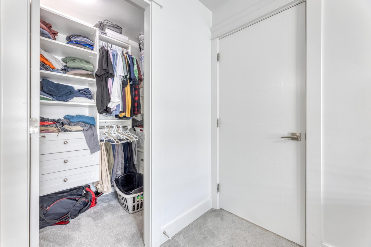 Bedroom 3 Photo of 3 1526 Grant Avenue, Port Coquitlam, BC