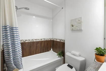 Guest Bathroom Photo of 221 15956 86a Avenue, Surrey, BC