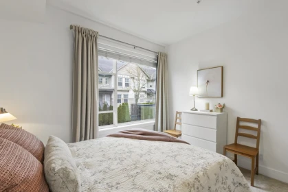 Office / Den Photo of 221 15956 86a Avenue, Surrey, BC