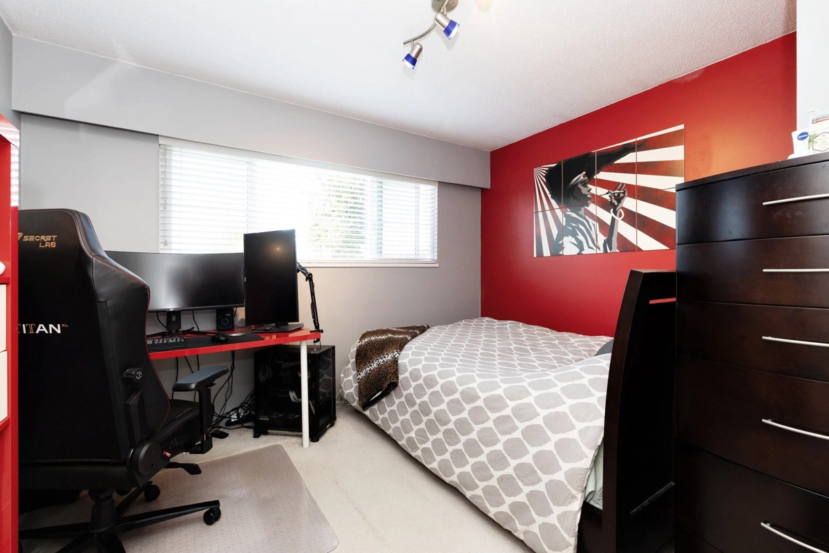 Bedroom 4 Photo of 9971 Swansea Drive, Richmond, BC