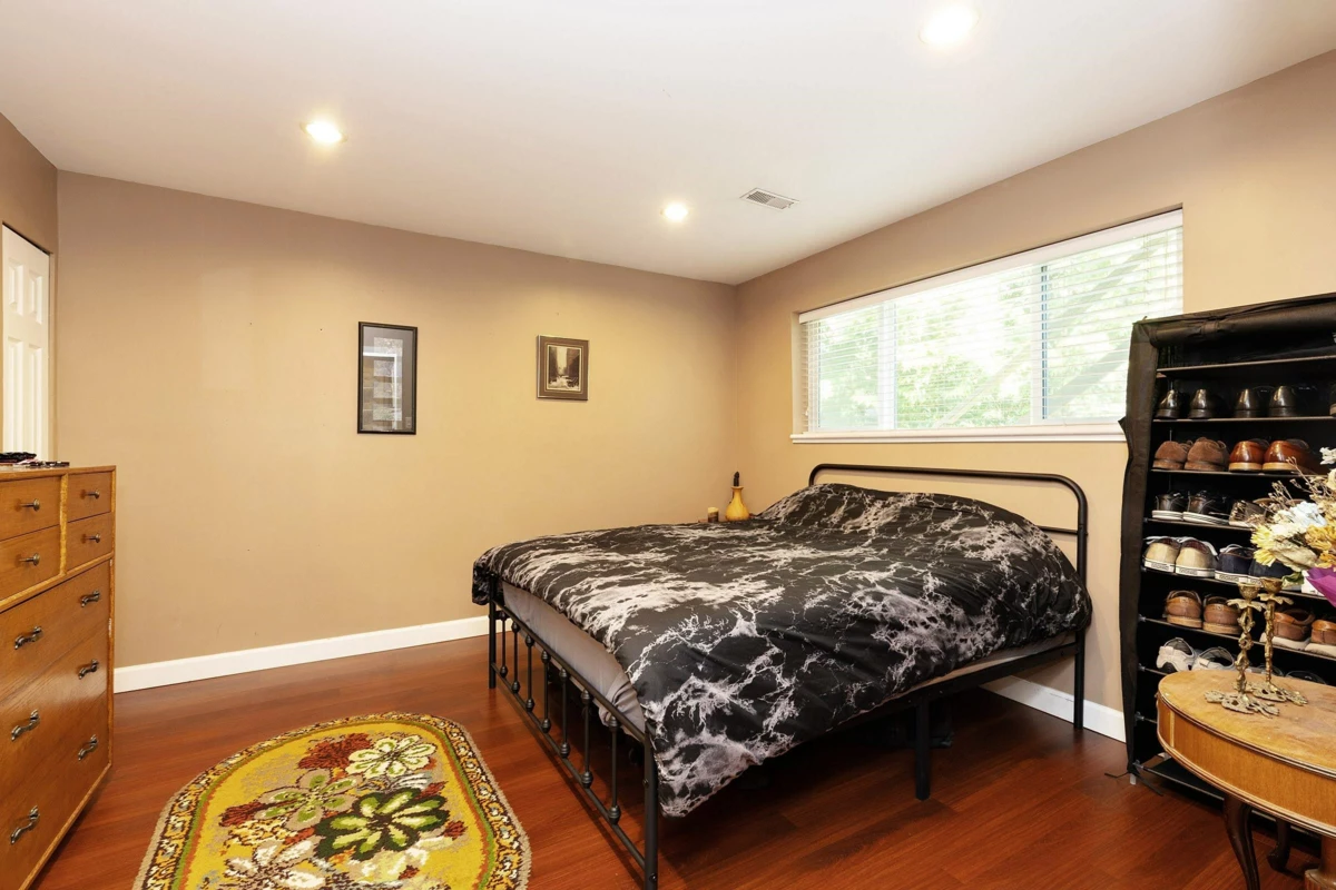 Entry Foyer Photo of 9971 Swansea Drive, Richmond, BC