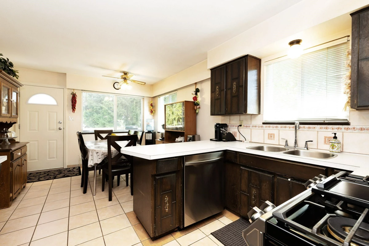 Pantry Photo of 9971 Swansea Drive, Richmond, BC
