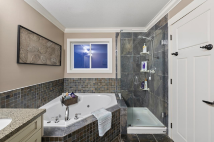 Laundry Room Photo of 32621 Maynard Place, Mission, BC