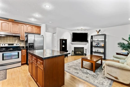 Walk-In Closet Photo of 20783 51b Avenue, Langley, BC