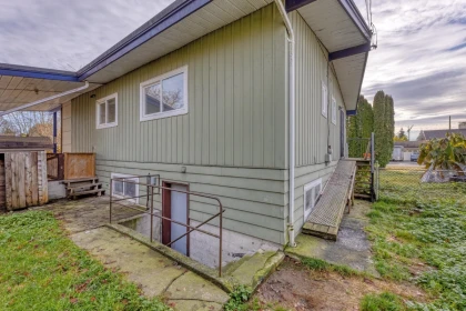 11939 Dover Street, Maple Ridge, BC, Maple Ridge — Single Family Residence for sale
