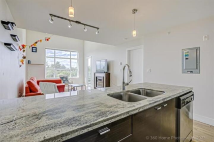 Guest Bathroom Photo of 403 7445 120 Street, Delta, BC