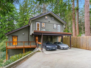 3859 Calder Avenue, North Vancouver, BC, North Vancouver — Single Family Residence for sale
