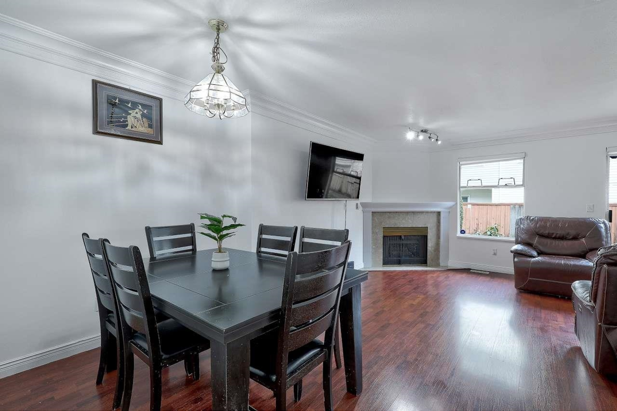 Office / Den Photo of 46 10038 155 Street, Surrey, BC