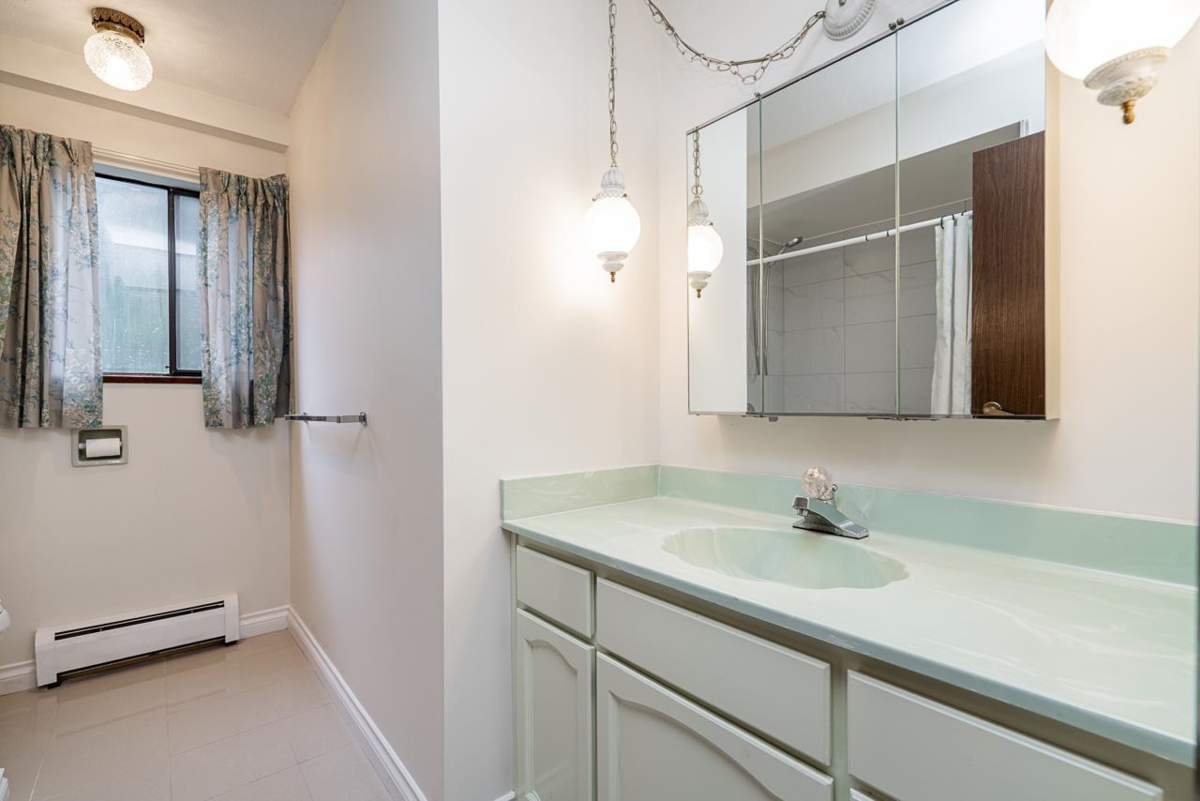 Guest Bathroom Photo of 8241 Brynlor Drive, Burnaby, BC