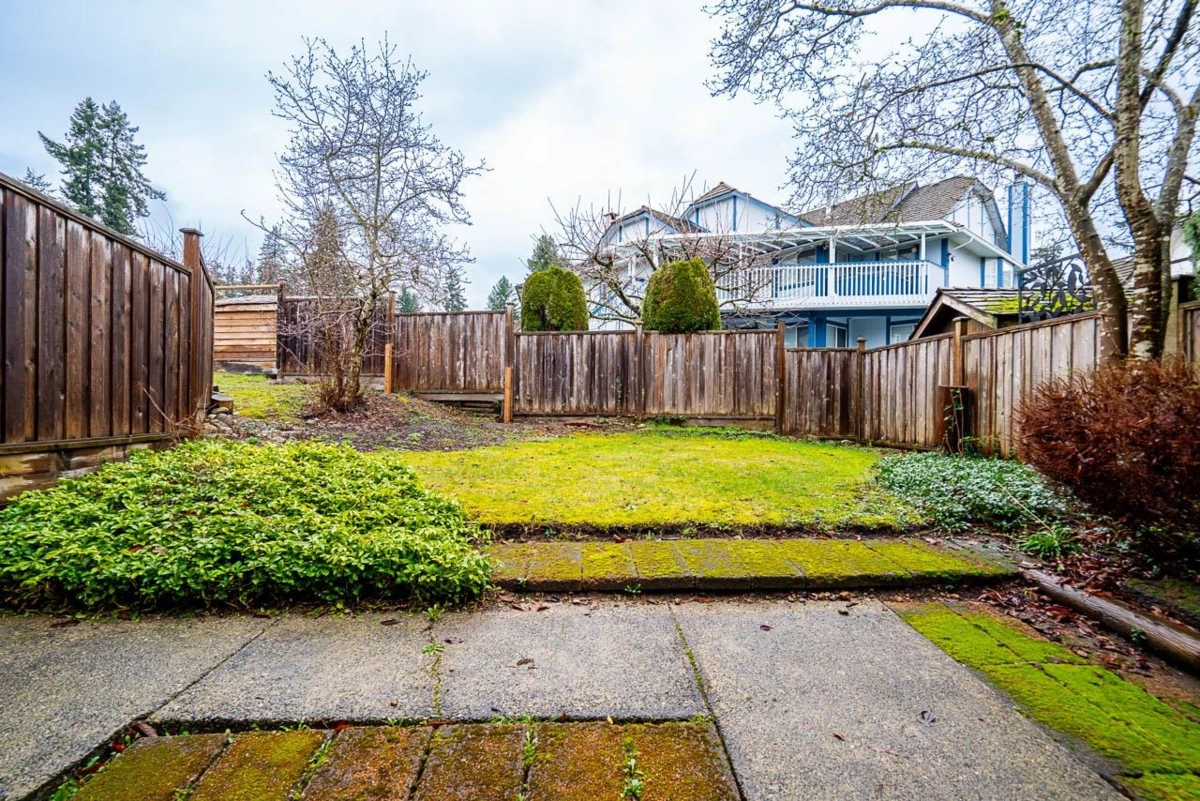 Neighborhood Park Photo Near 8241 Brynlor Drive, Burnaby, BC