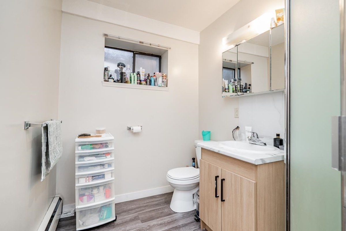 Swimming Pool Photo of 8241 Brynlor Drive, Burnaby, BC