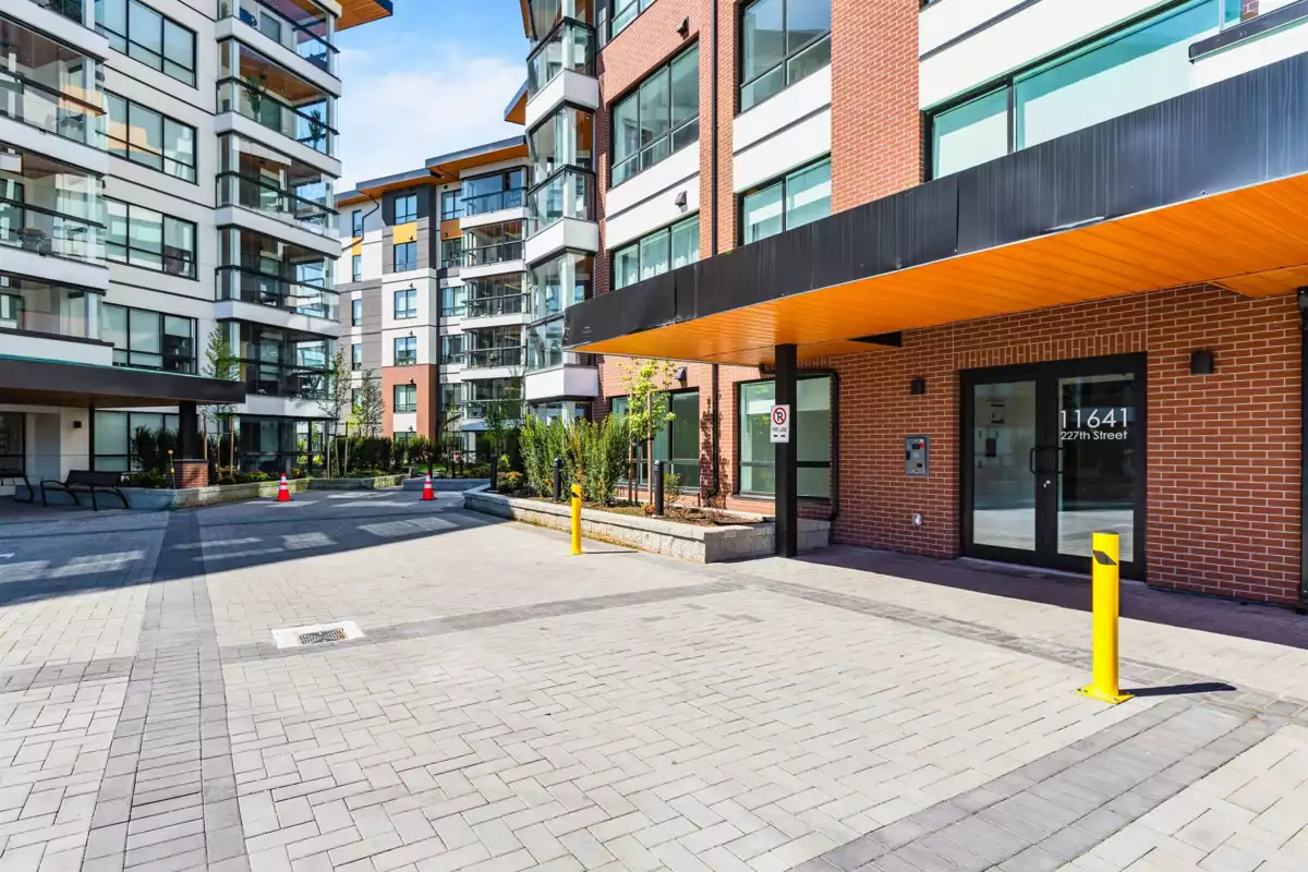 Living Room Photo of 115 11641 227 Street, Maple Ridge, BC