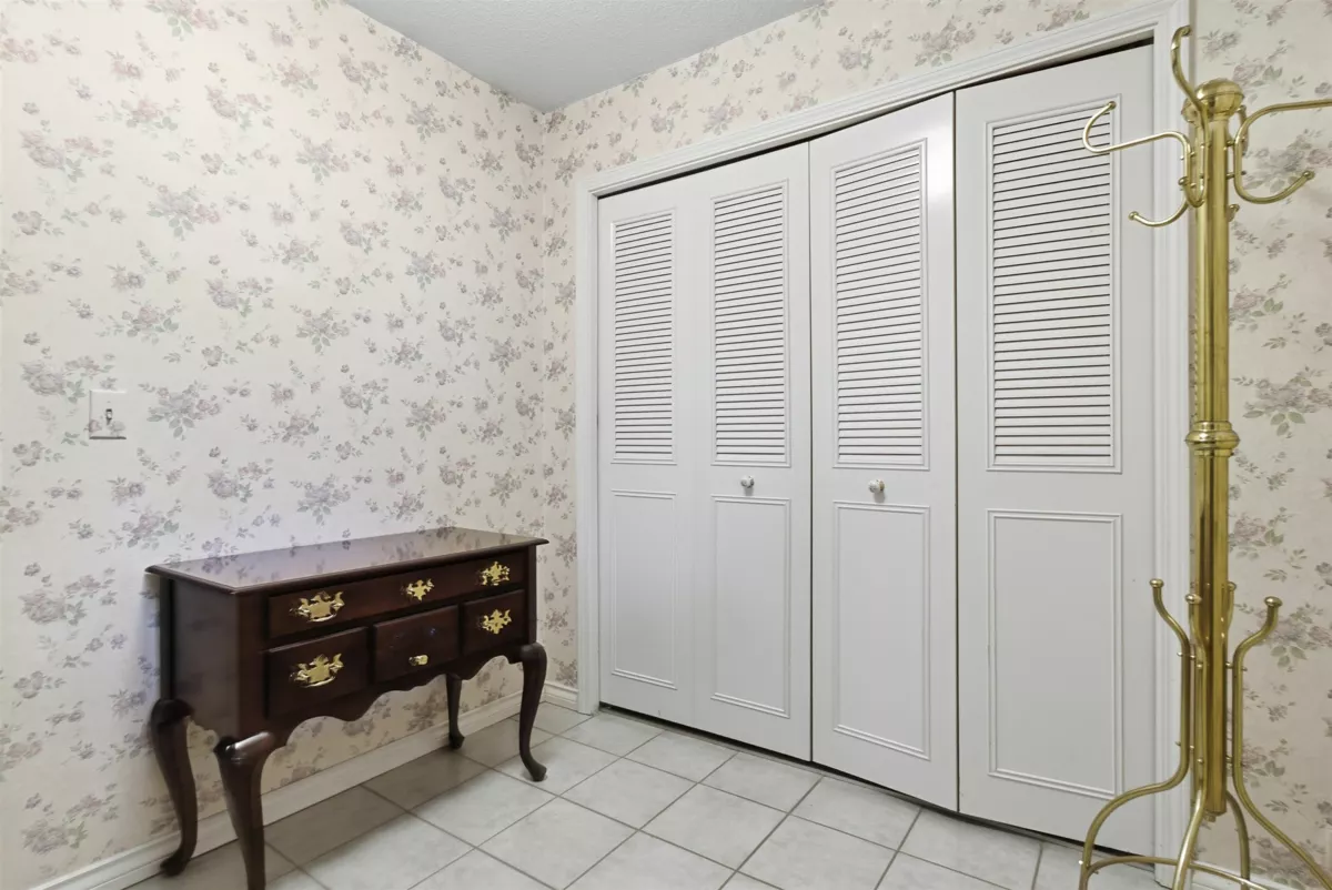 Living Room Photo of 8803 Delwood Drive, Delta, BC