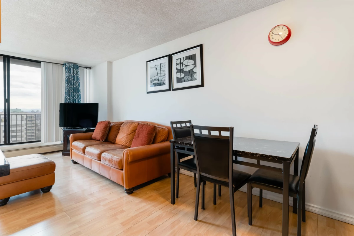 Living Room Photo of 1402 7275 Salisbury Avenue, Burnaby, BC