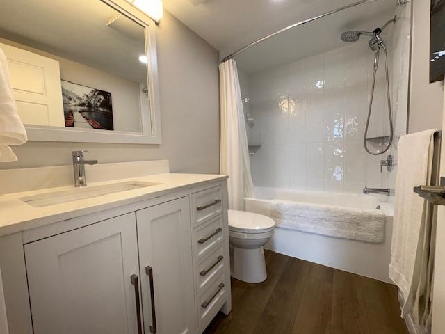 Staircase Photo of 603 11980 222 Street, Maple Ridge, BC