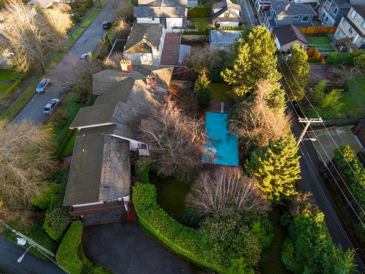 Kitchen Photo of 2296 W 32nd Avenue, Vancouver, BC