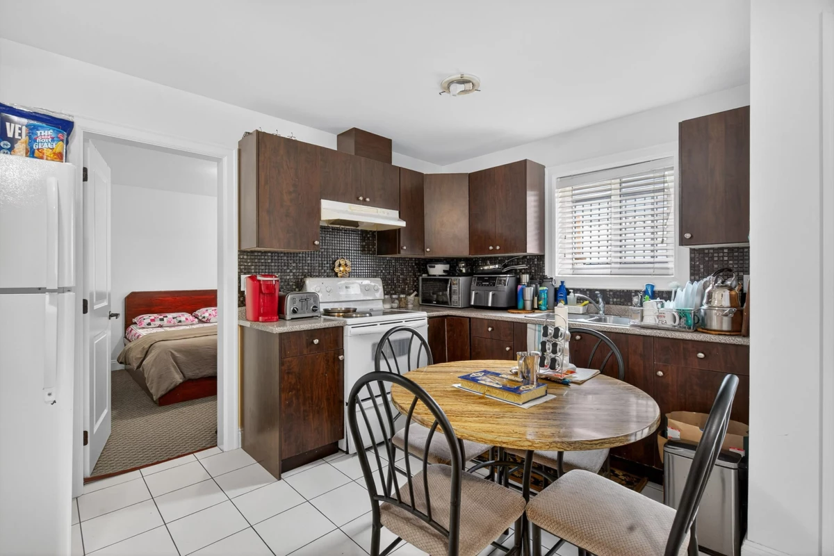 Backyard Photo of 13255 62 Avenue, Surrey, BC