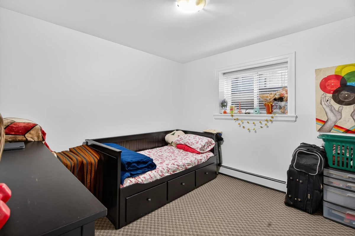 Entry Foyer Photo of 13255 62 Avenue, Surrey, BC