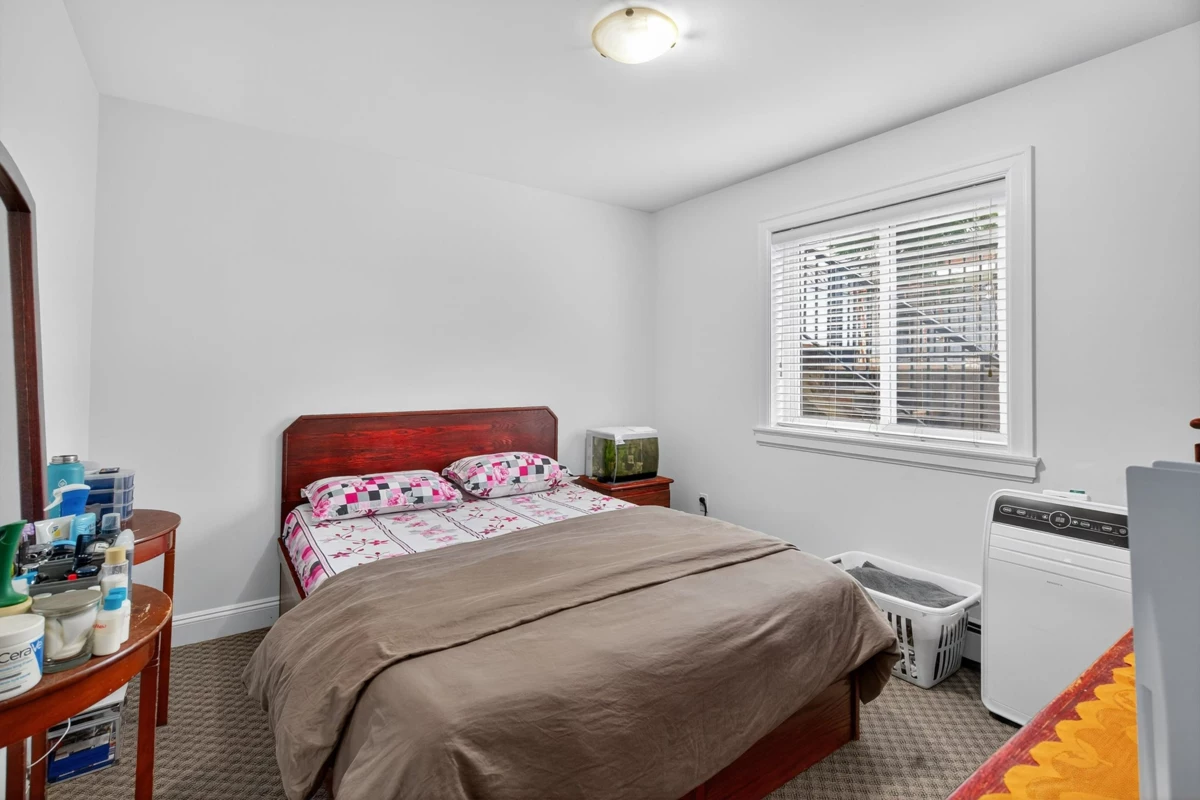 Mudroom Photo of 13255 62 Avenue, Surrey, BC