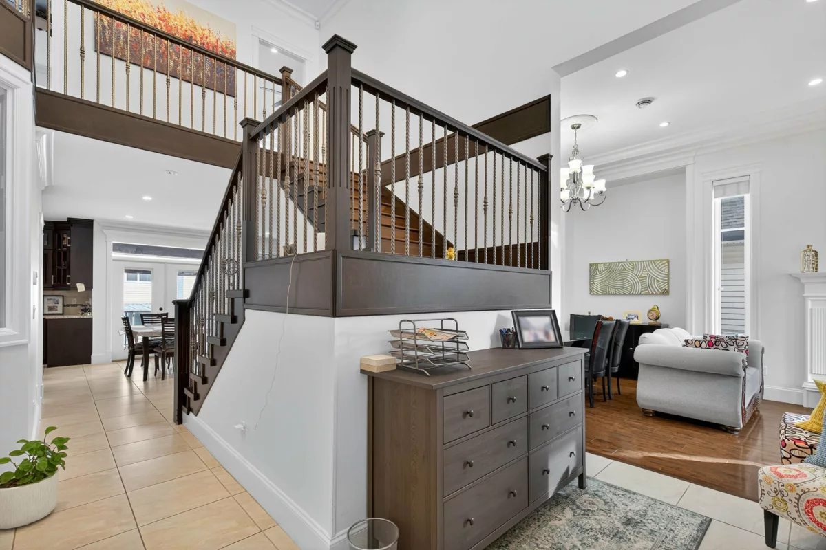 Primary Bathroom Photo of 13255 62 Avenue, Surrey, BC