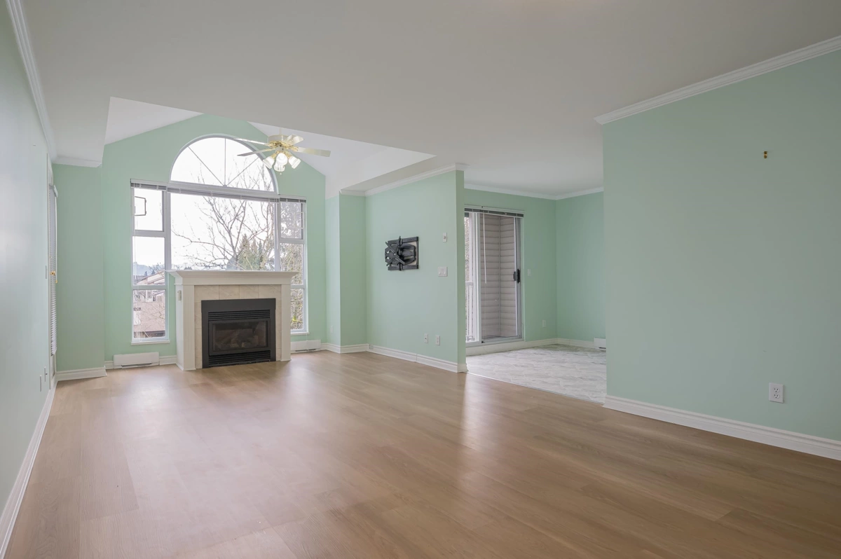 Breakfast Nook Photo of 408 2963 Nelson Place, Abbotsford, BC