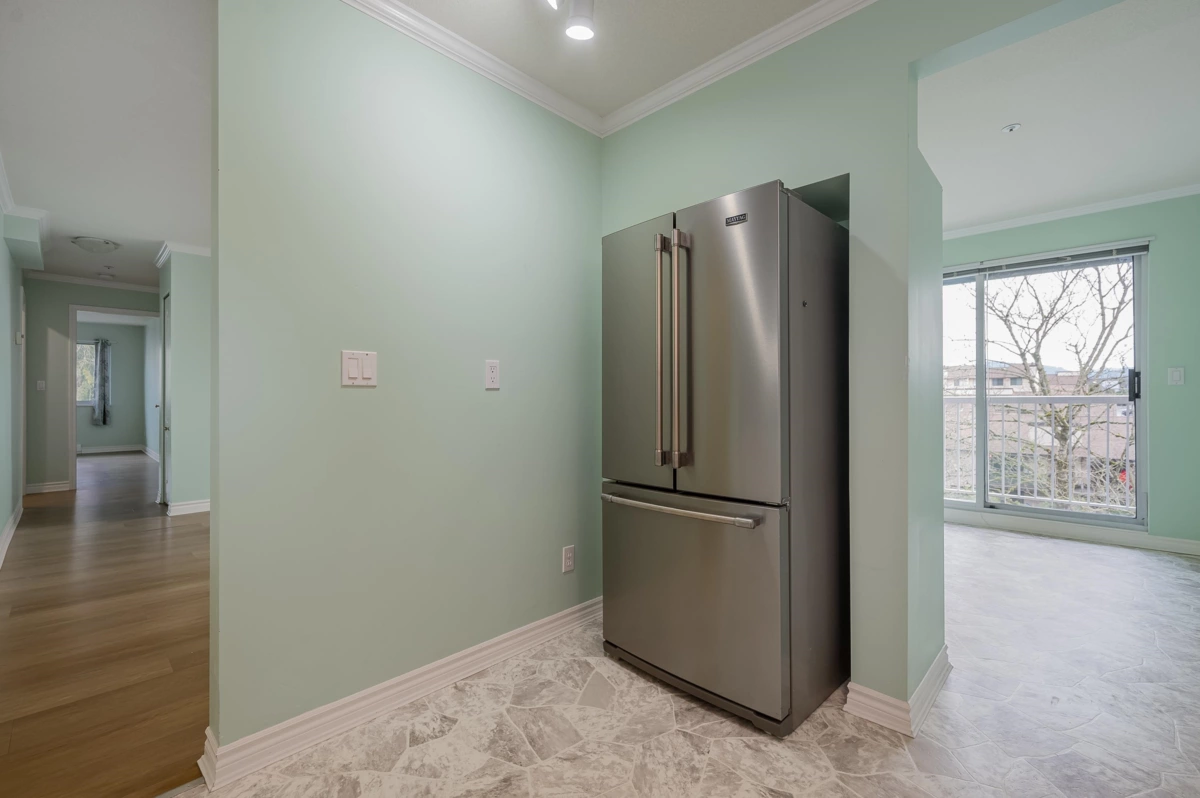 Powder Room Photo of 408 2963 Nelson Place, Abbotsford, BC