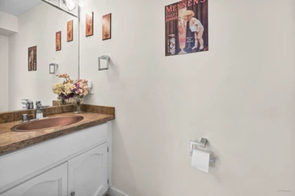 Hallway Photo of 7588 150a Street, Surrey, BC