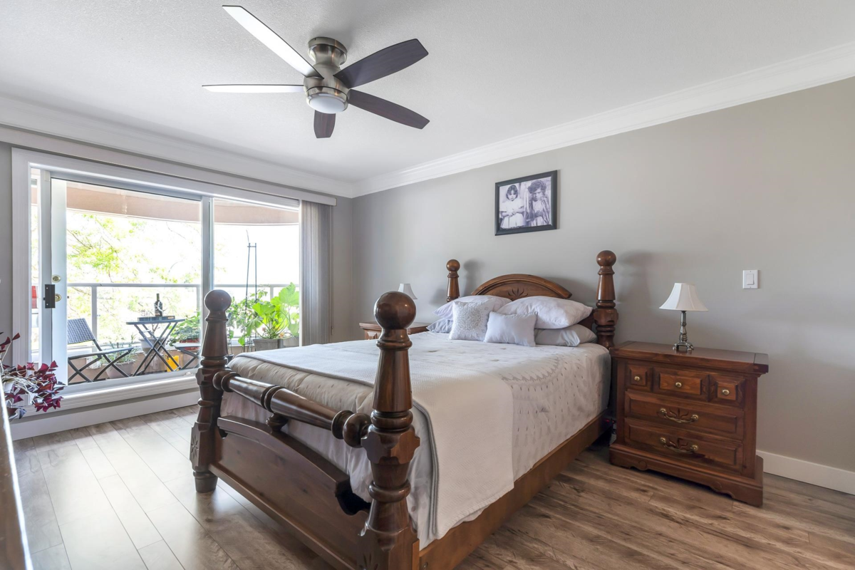 Office / Den Photo of 202 15284 Buena Vista Avenue, White Rock, BC