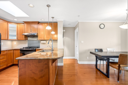 Breakfast Nook Photo of 406 2103 W 45th Avenue, Vancouver, BC