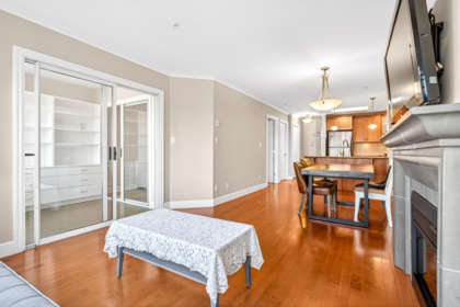 Guest Bathroom Photo of 406 2103 W 45th Avenue, Vancouver, BC