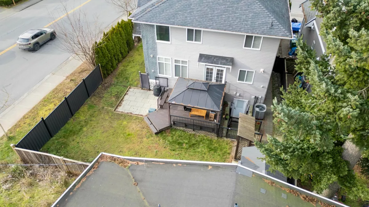 Backyard Photo of 2012 Beaver Street, Abbotsford, BC