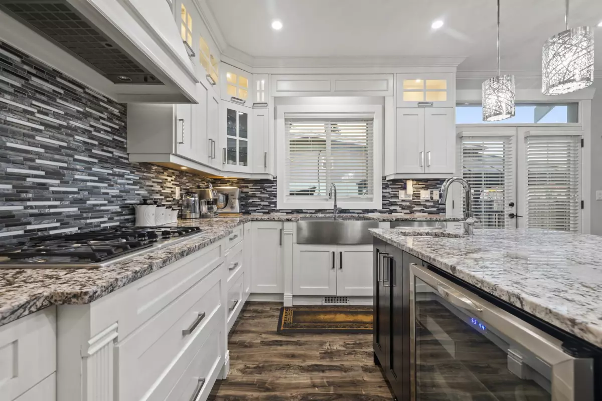 Breakfast Nook Photo of 2012 Beaver Street, Abbotsford, BC