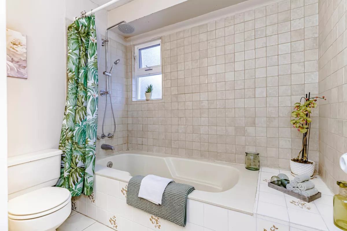 Front Yard Photo of 1265 Lynwood Avenue, Port Coquitlam, BC