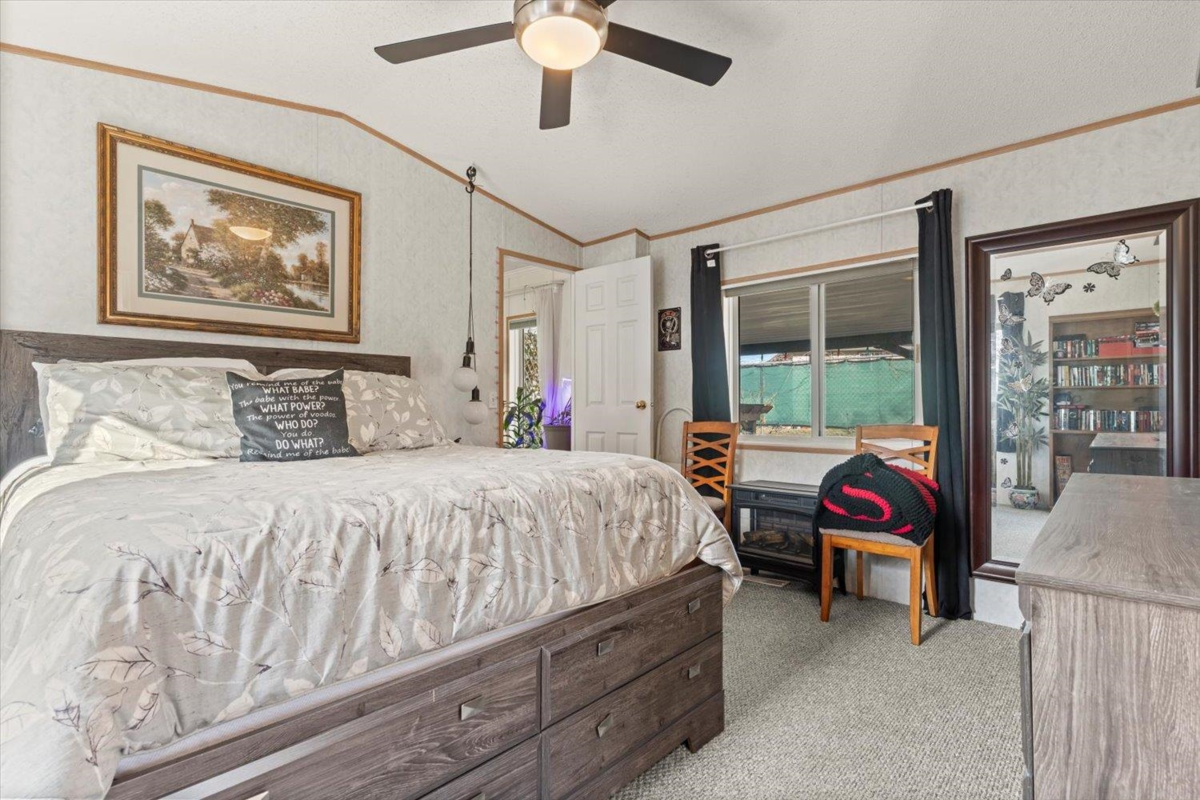 Bedroom 4 Photo of 33 45715 Alma Avenue, Chilliwack, BC