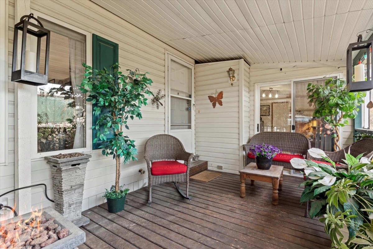 Front Yard Photo of 33 45715 Alma Avenue, Chilliwack, BC