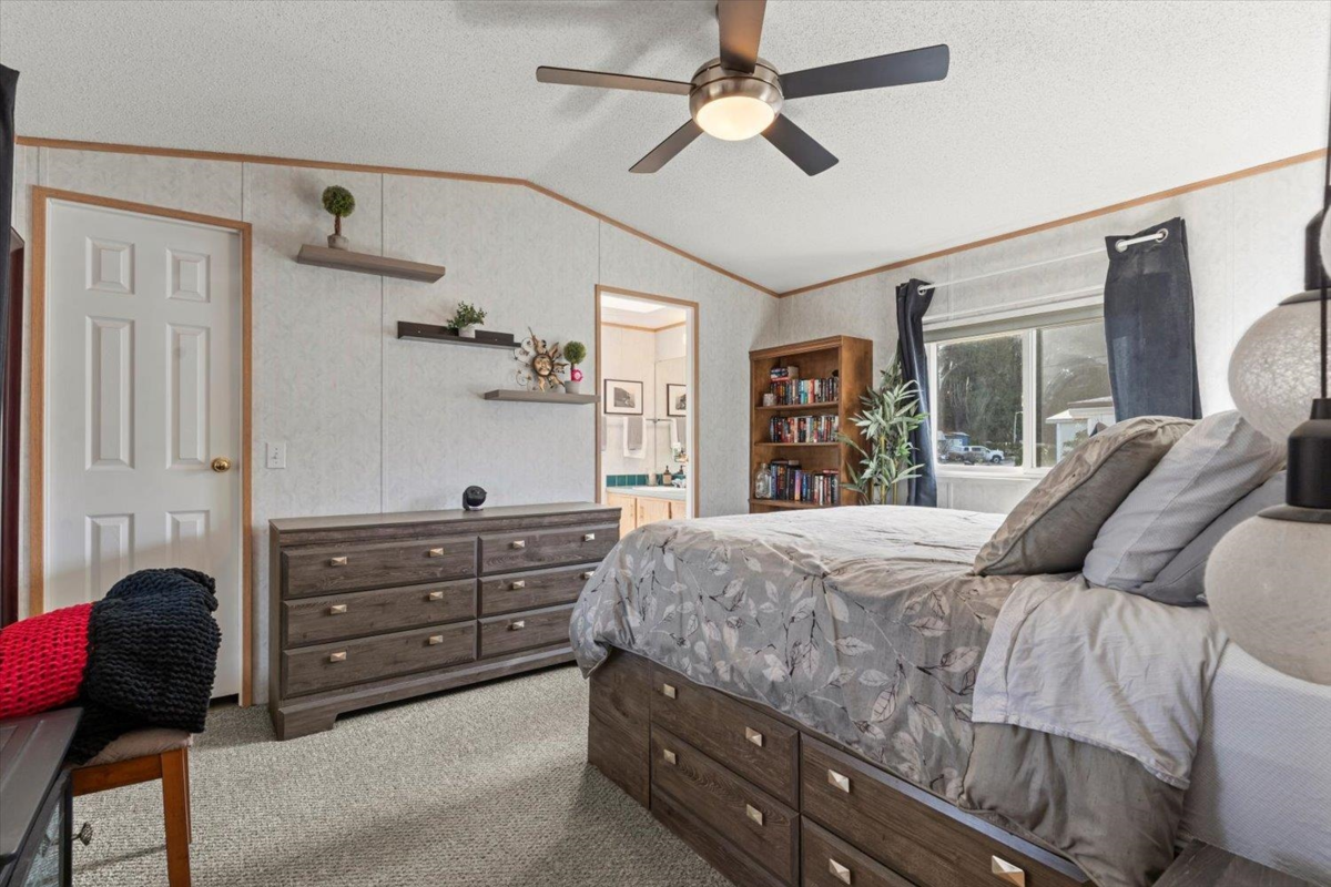 Loft / Bonus Room Photo of 33 45715 Alma Avenue, Chilliwack, BC