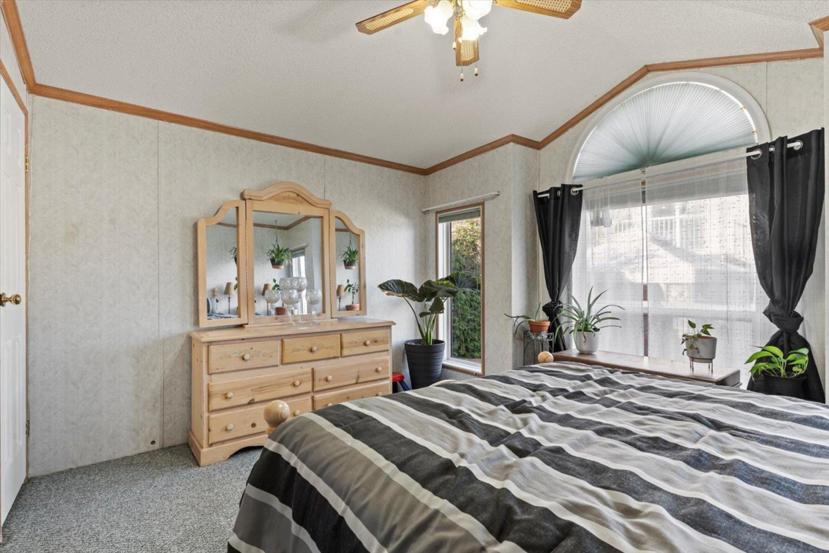 Powder Room Photo of 33 45715 Alma Avenue, Chilliwack, BC