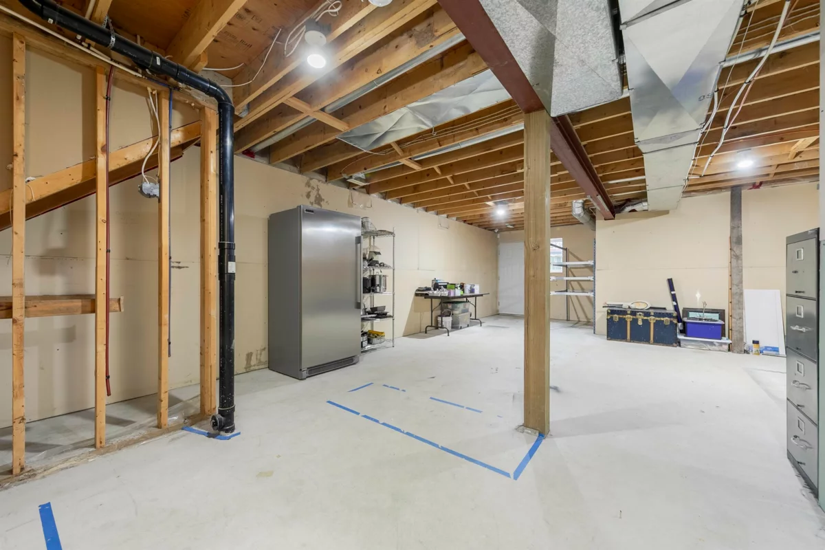 Garage Interior Photo of 14731 59a Avenue, Surrey, BC