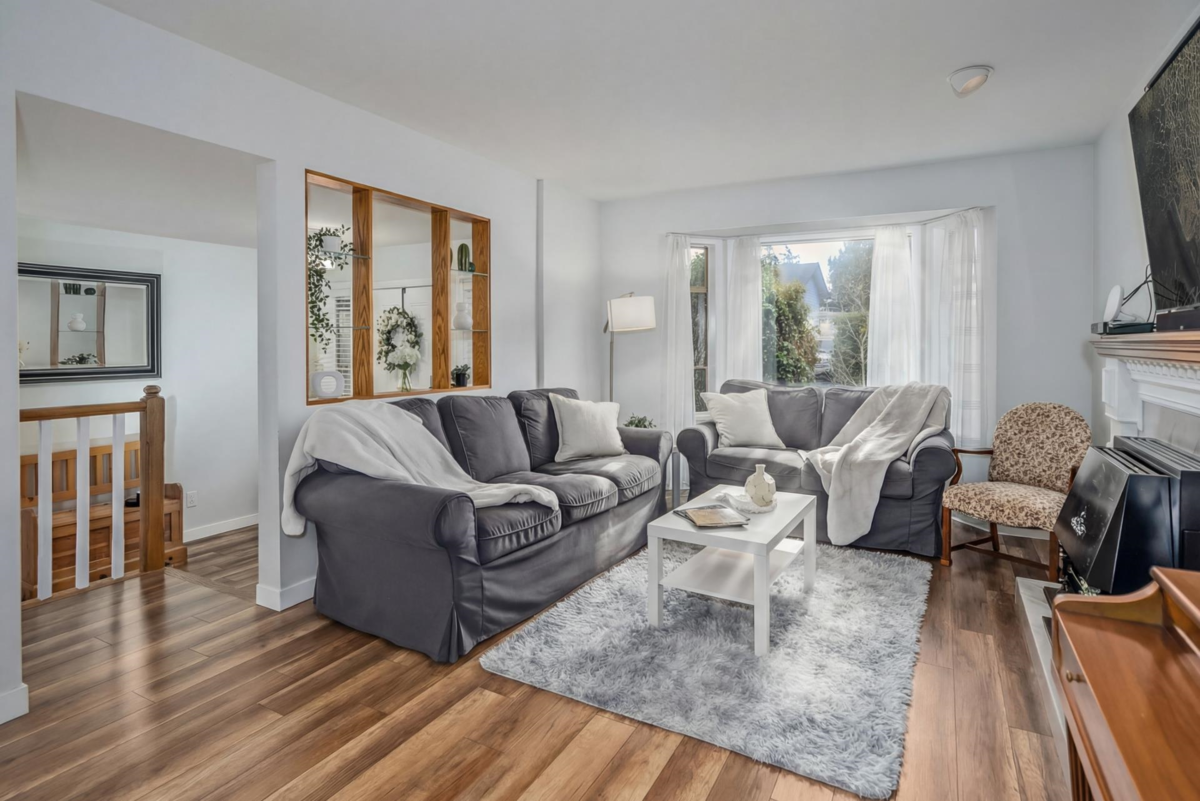 Breakfast Nook Photo of 4645 46a Street, Delta, BC